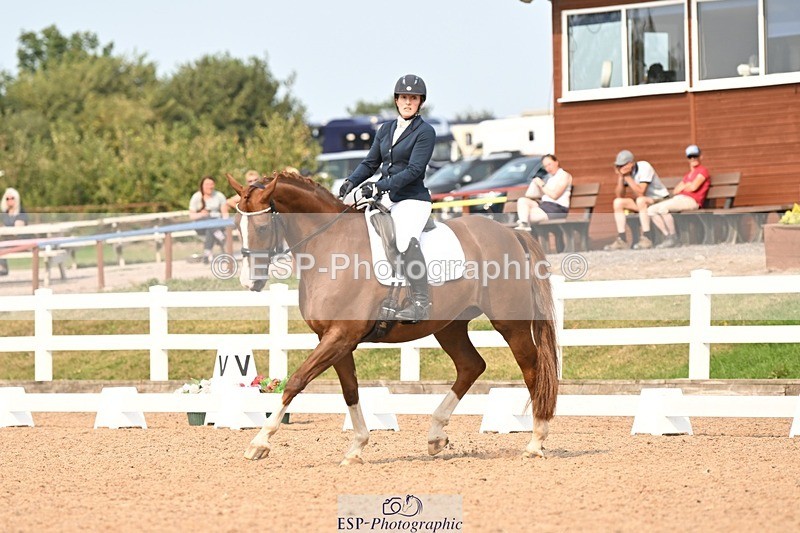 250816-160027-06331 - 026-Pippa.MorganDavinci.Vl