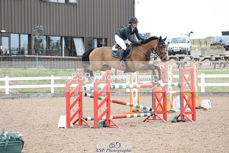 250625-152210-01386 - Cls 6 Foxhunter and 1.20m Open