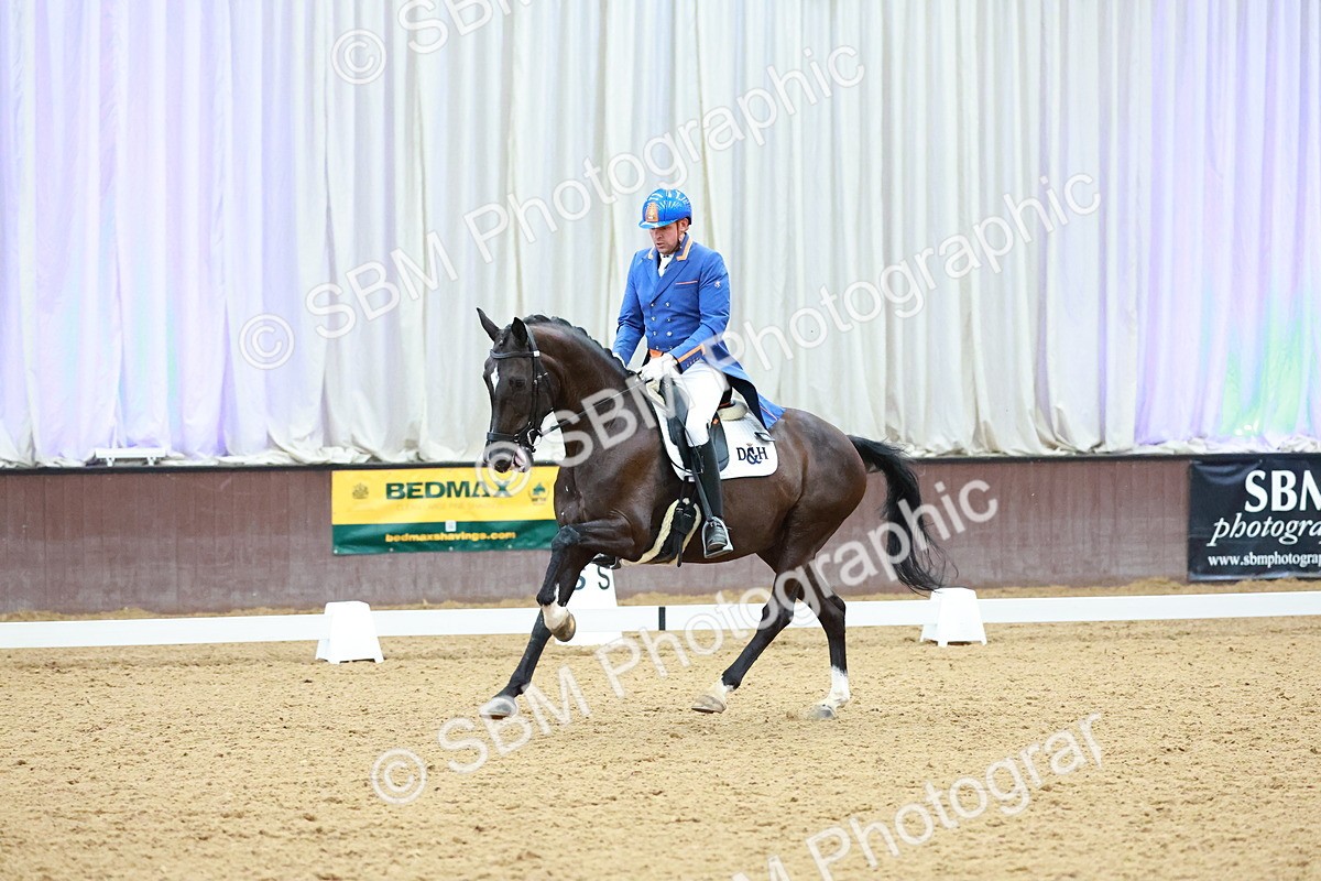 SBM_005942 - Class 7 - FEI INT I