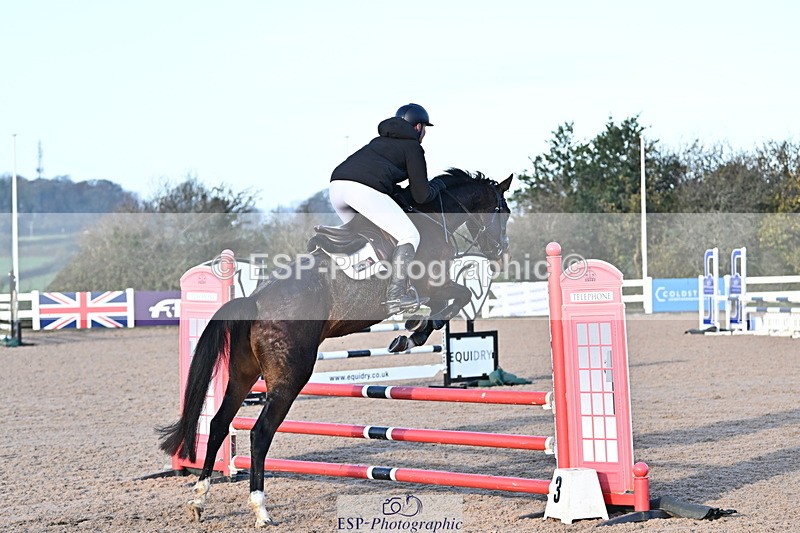 241113A-092912-00020 - Cls 01A&B Brit Nov & 90cm Open