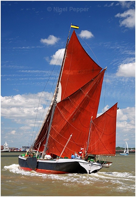 SB 'Decima' - The Pin Mill Barge Match