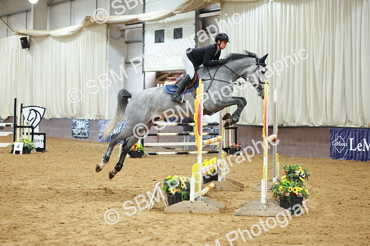 SBM_007366 - Class 19 - Senior Newcomers 1.10m