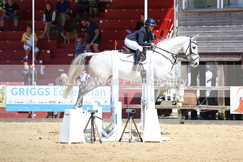 3E7A9690 - Class 8: Senior 80cm