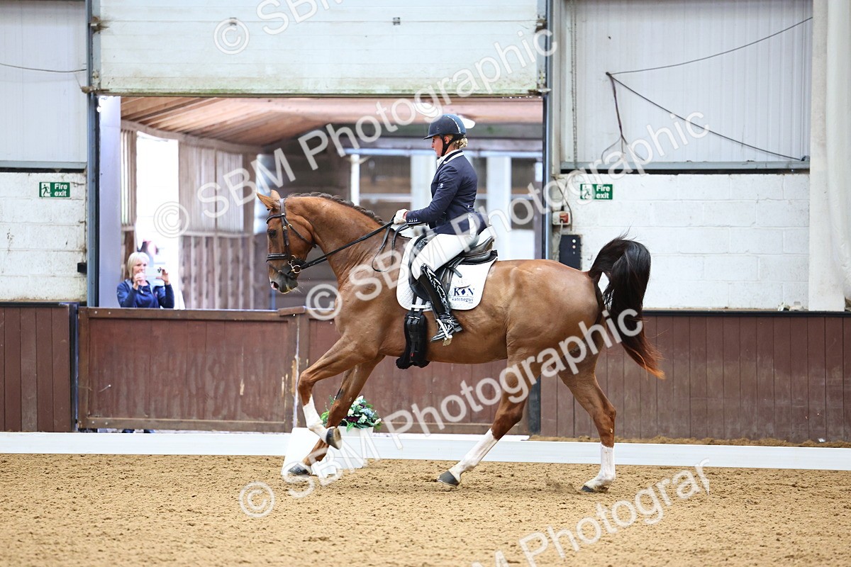 SBM_005695 - Class 5 - Novice 6 - 9.30-10.33