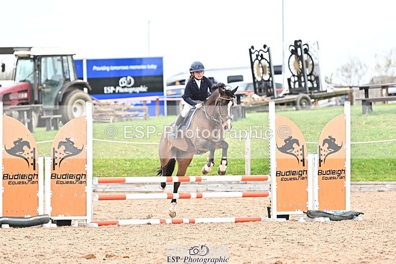 250414-104913-00250 - 80cm Round 1