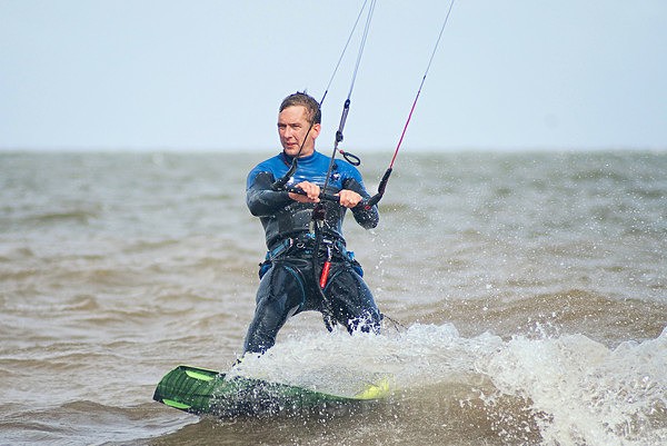  - Kite surfing