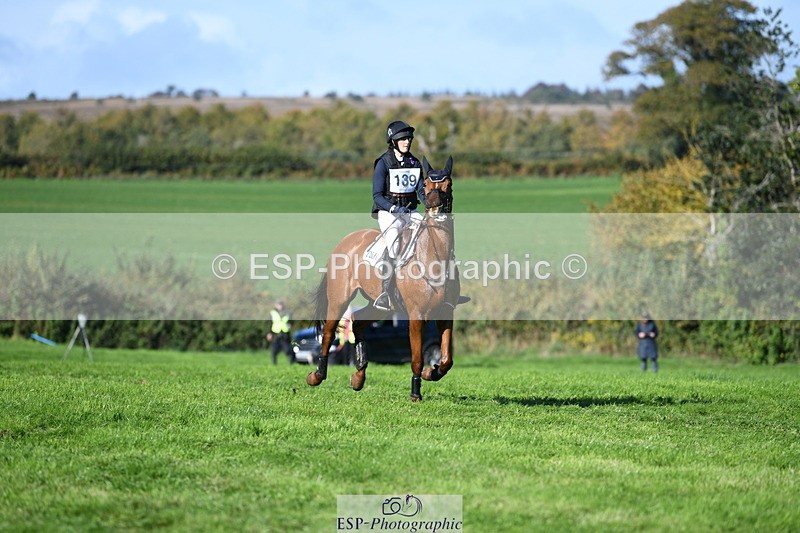 251024A-124242-11658 - B-139-Kirsty.Short