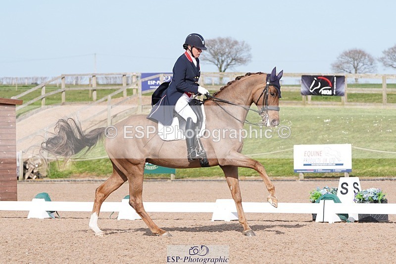 250404-162848-07724 - 138-fiona.bigwood-Donna.Bella