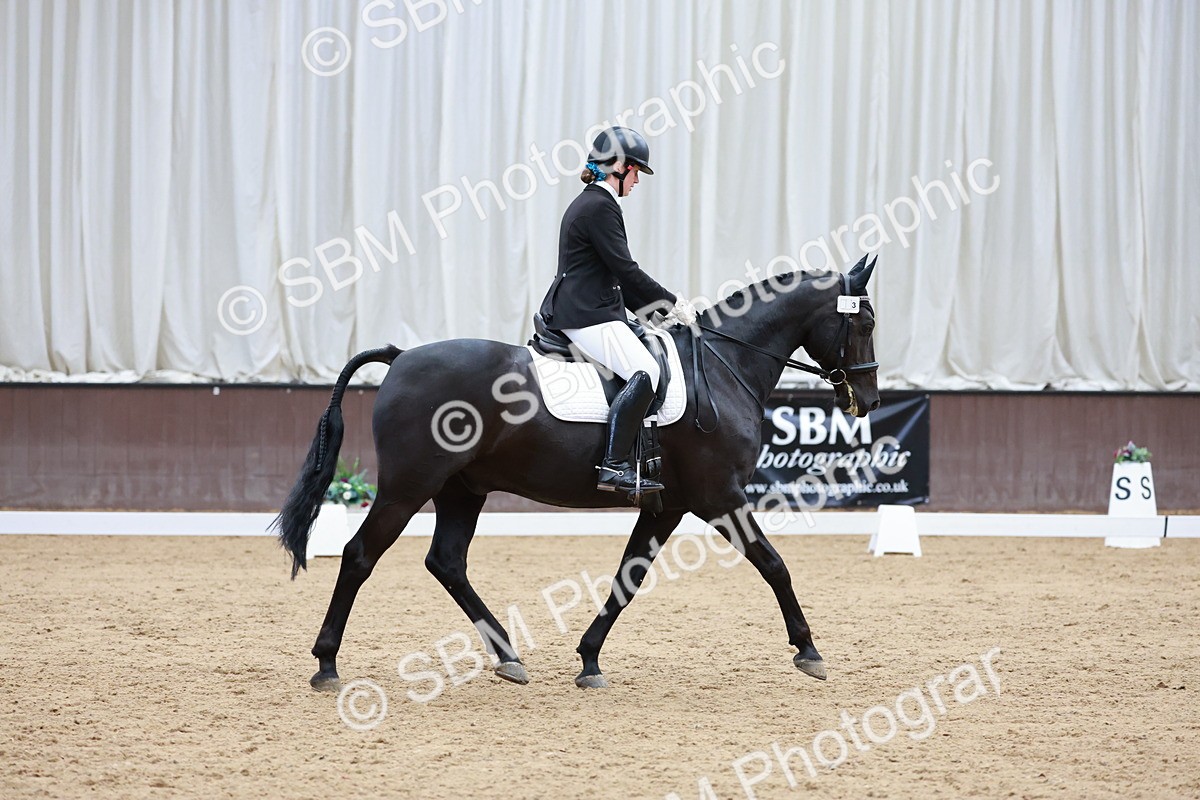 SBM_009916 - Class 6b - Novice 6 - 12.40-13.43