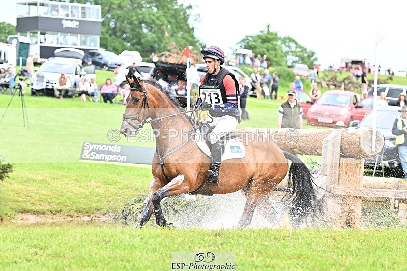 240525-150644-16181 - 213-GLOBAL_KARINA-Hector_Payne