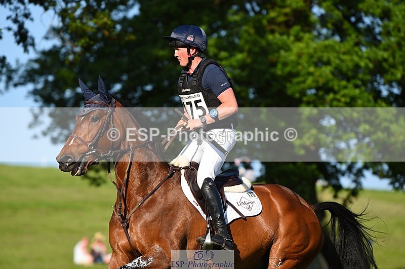 230527-181428-13775 - 175-MONBEG_EQUITY-Tom_McEwen-XC