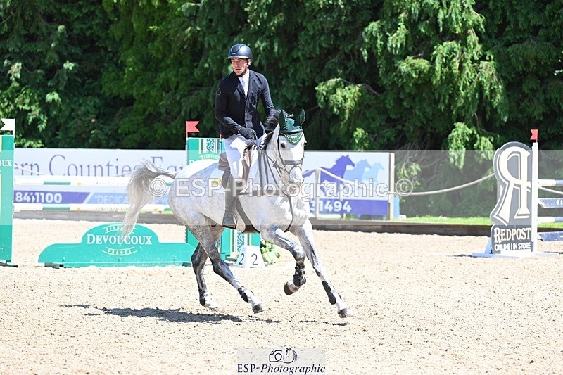 240525-123436-14950 - 404-DEERPAIRC_REVELRY-Max_Warburton