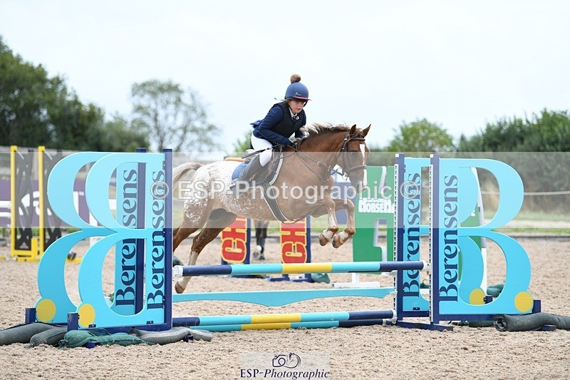 250807-130331-00967 - 70cm Round 2