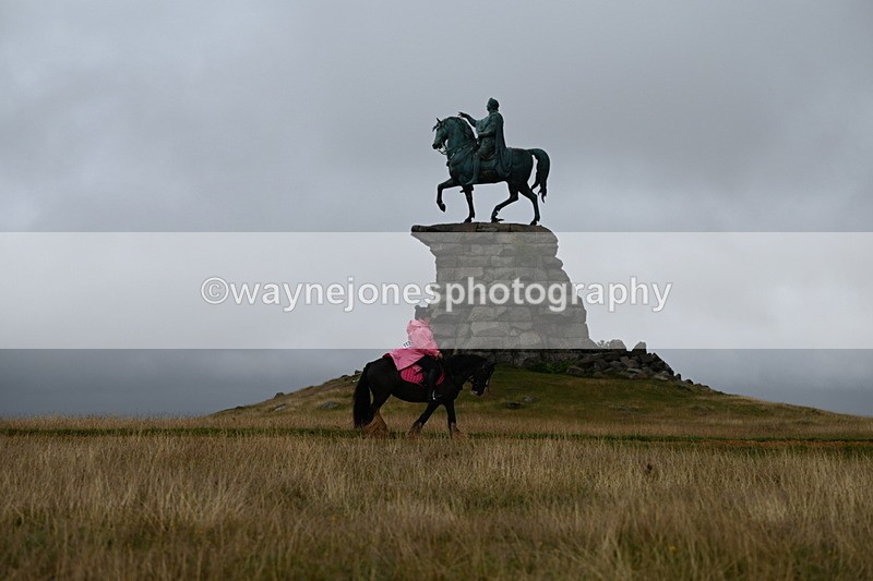 DSC_1823 - Time at Statue 12:13 to 12:32