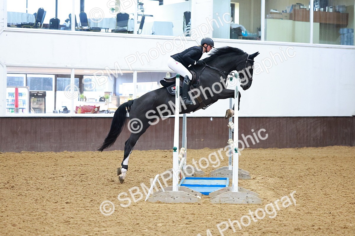 SBM_001886 - Class 5 - Senior Foxhunter 1.20m