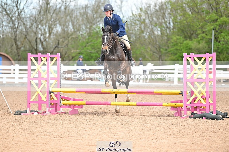 240504A-111446-00582 - Cls 14 & 15 Club & Schools 70cm