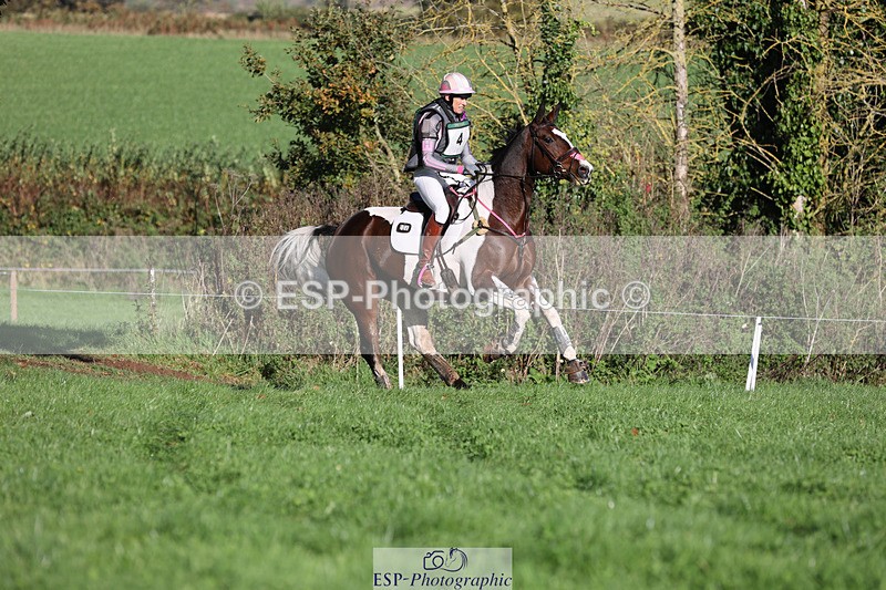 241025-104916-06339 - 004-Claire.Deuten-FOXRIDGE.HIGH.JINX