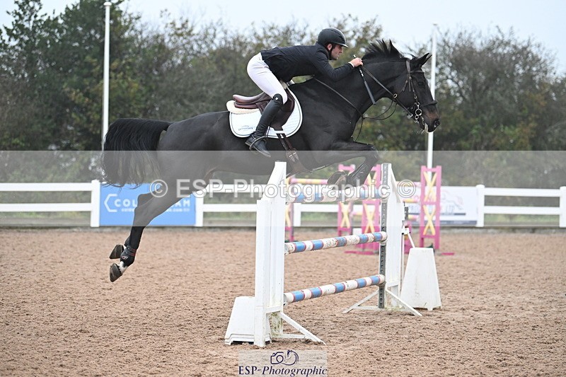 241102A-153056-06115 - SAT Cls 17 National 1.30 & 1.40m