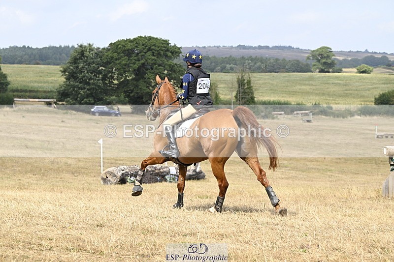 250824A-124308-36464 - 2049-Mia.Lewis-The.flying.scotsman