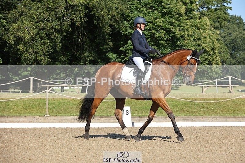 240719-090453-00018 - 171-Sophie_Hawke-Enormouse