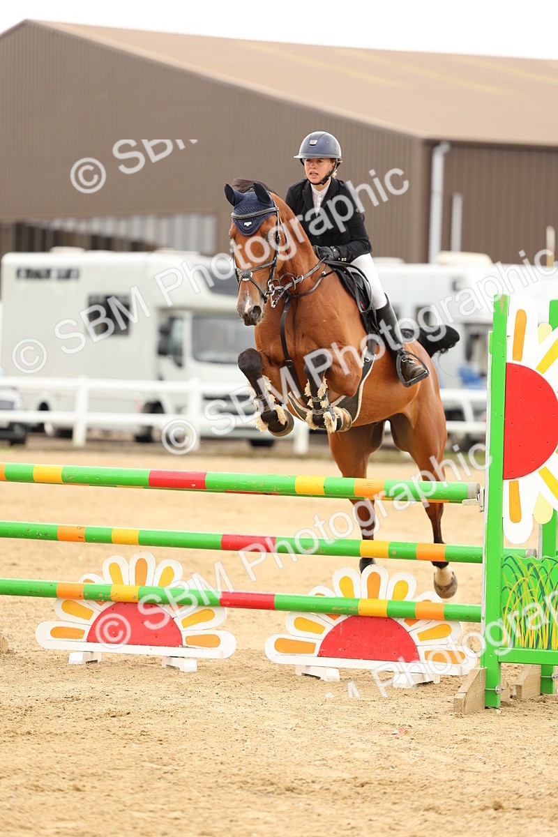 SBM_009947 - Class 3 - Senior Newcomers - 1.10m Open