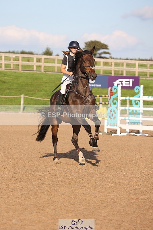 230915A-172455-03274 - Cls 7 Snr 1.20m Derby