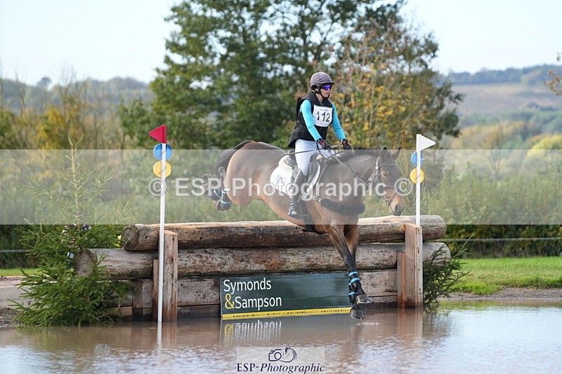 251024A-120921-08645 - B-112-Christina.Wiederkehr