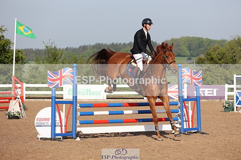 240510A-083419-04298 - Cls 13 British Novice and 90cm Open