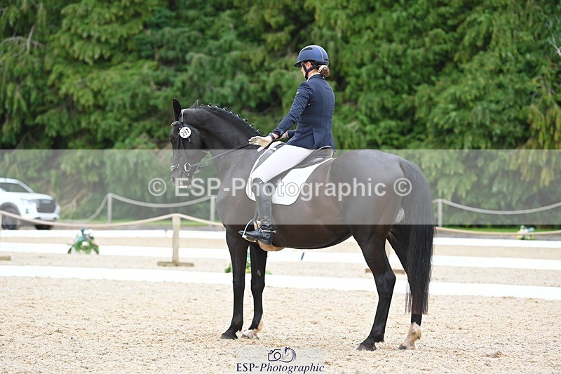 230813-165904-08523 - Cls 14 Medium Silver 16.45 to End