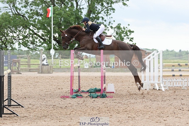 250524-103818-04246 - Cls 13  A&B 1.05m & 1.10m open