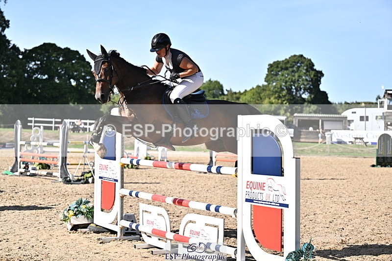 260906A-161847-04642 - Cls 24 Snr Foxhunter