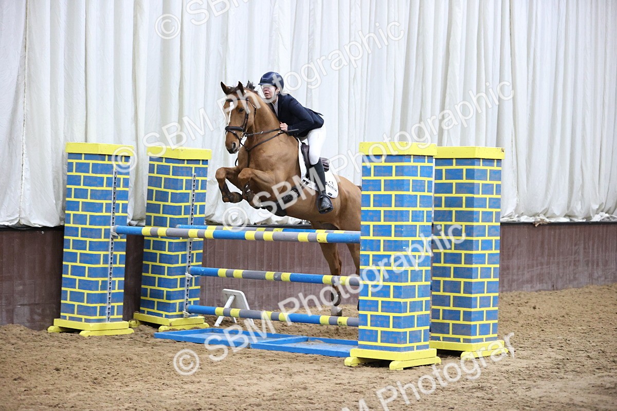 SBM_001970 - Class 4 - Senior Newcomers - 1.10m Open