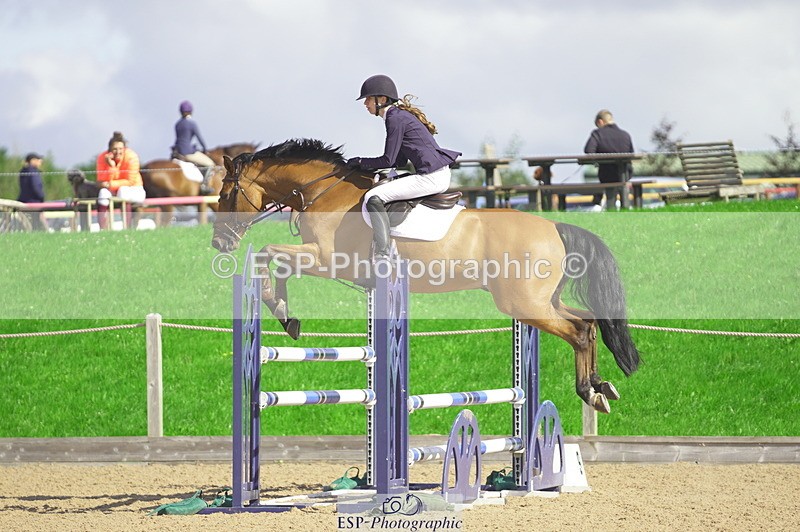 230806A-095836-00898 - Cls 12 Snr 1.05m