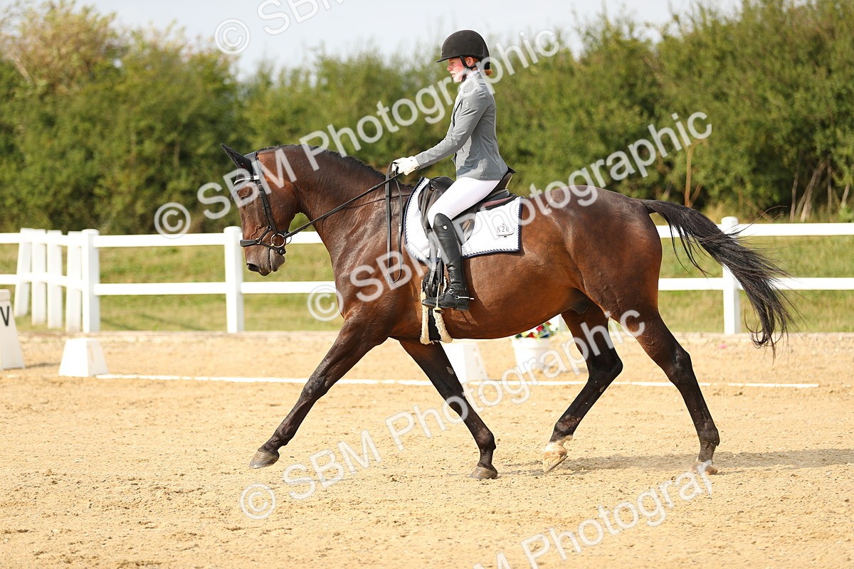 SBM_018427 - Class 14 - Novice 23 - 15.16-16.19