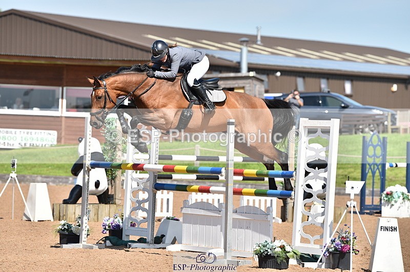 230810A-111522-00828 - Cls 9 Foxhunter