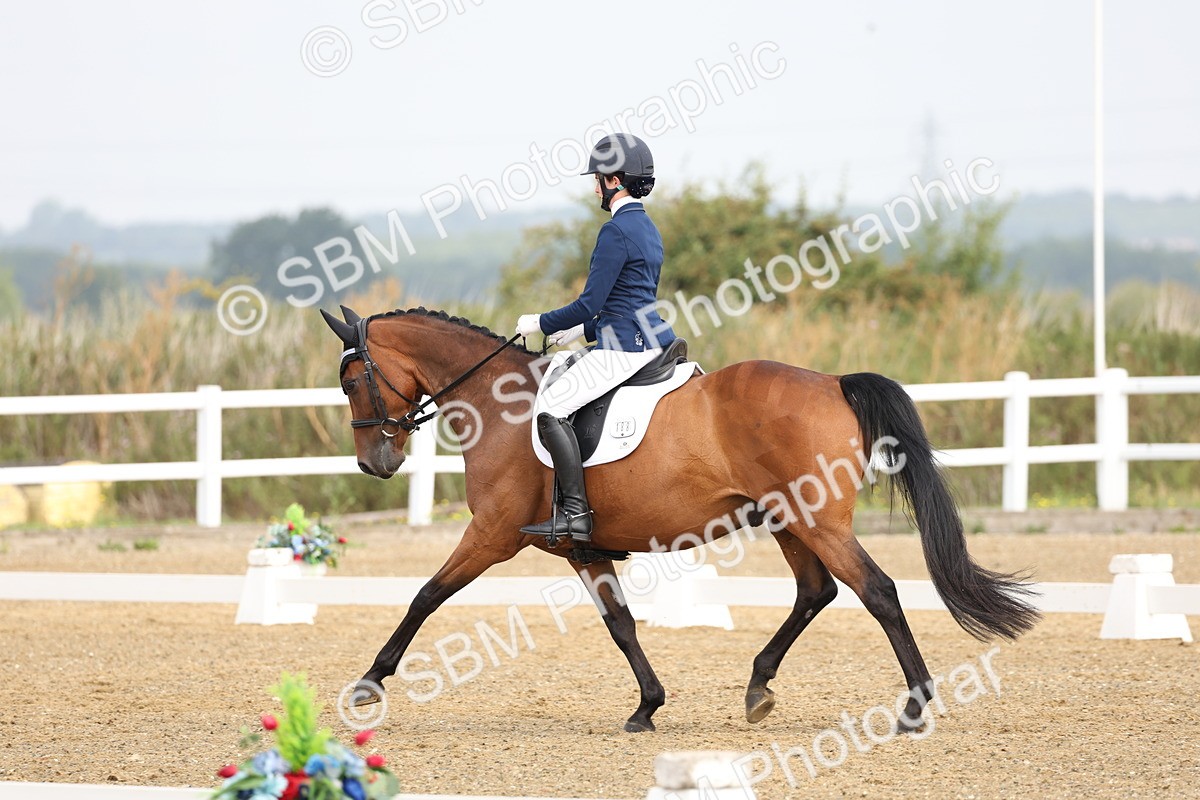 SBM_005477 - Class 6 - Novice 6 - 9.30-10.12