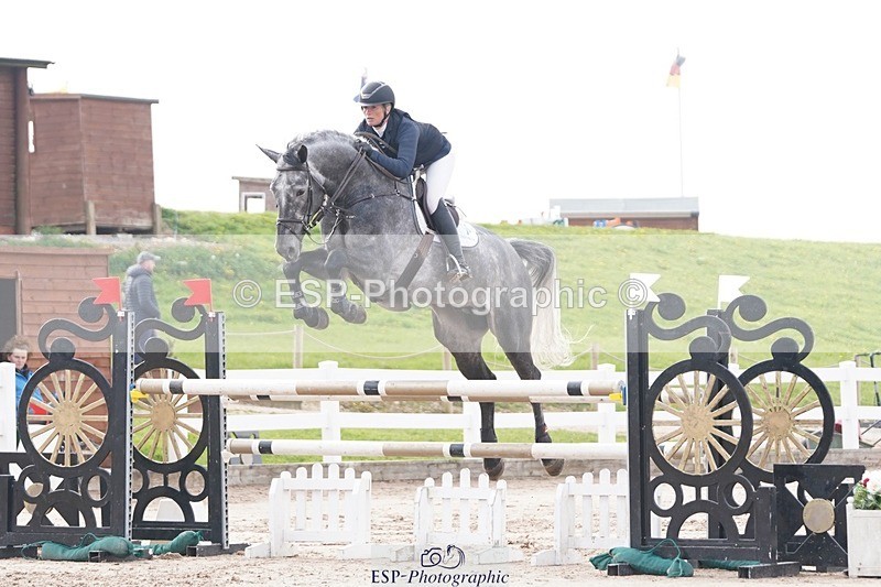 250425-095500-08395 - Cls 30 Young Horse 6yr old