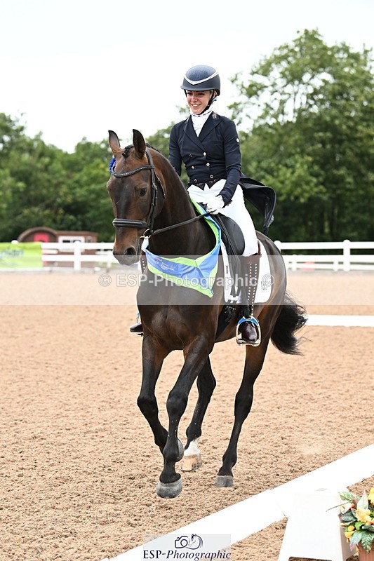 240815A-153945-02421 - Cls 3-P PSG Bronze