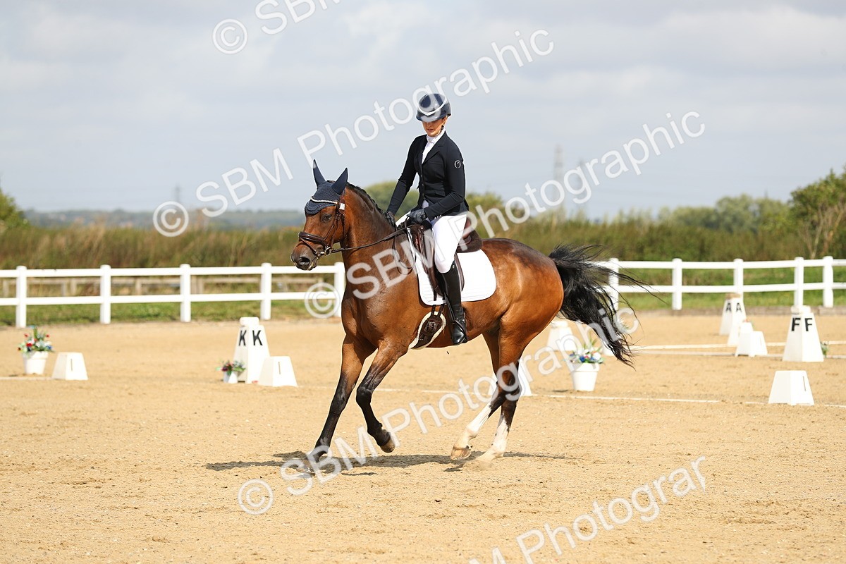 SBM_015649 - Class 13 - Novice 23 - 9.54-11.04