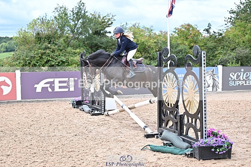 250729-143918-00021 - Clear Round and 60cm