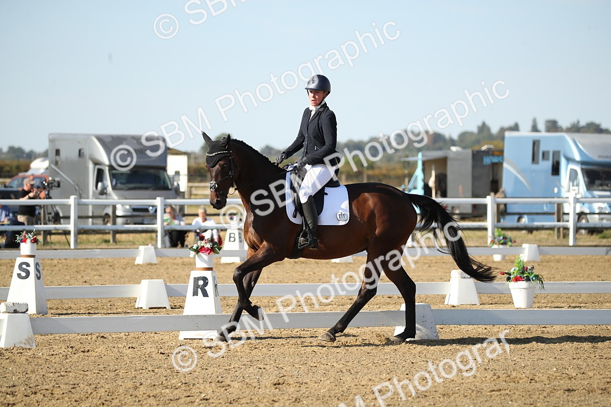 SBM_004503 - Class 11 - Novice 5 - 9.0010.03