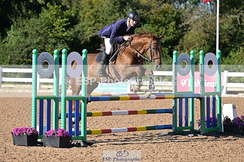240912A-094105-00738 - Cls 8 Snr British Novice and 90cm Open