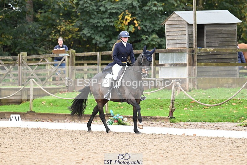 251023A-100623-01423 - B-126-Catherine.Van.Randwyck