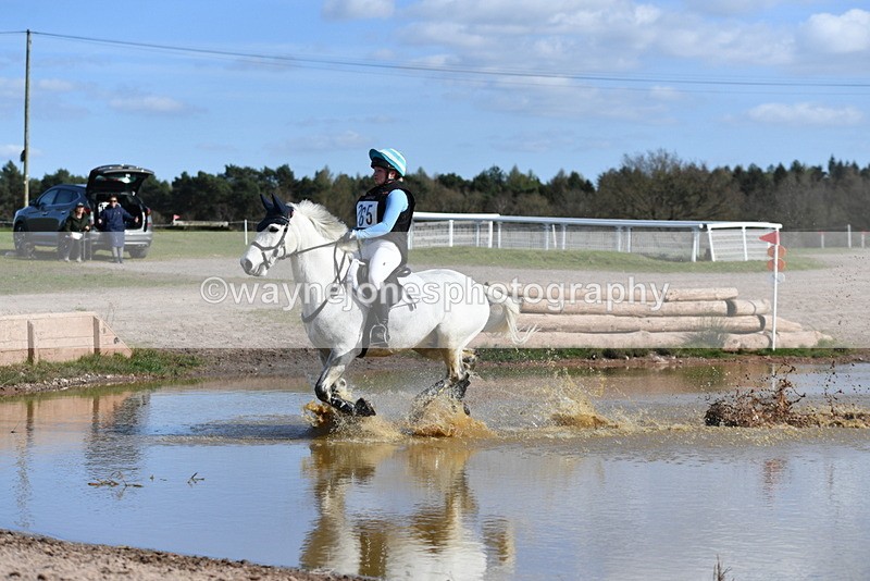 WJ5_8689 - Time 14:48 to 15:04