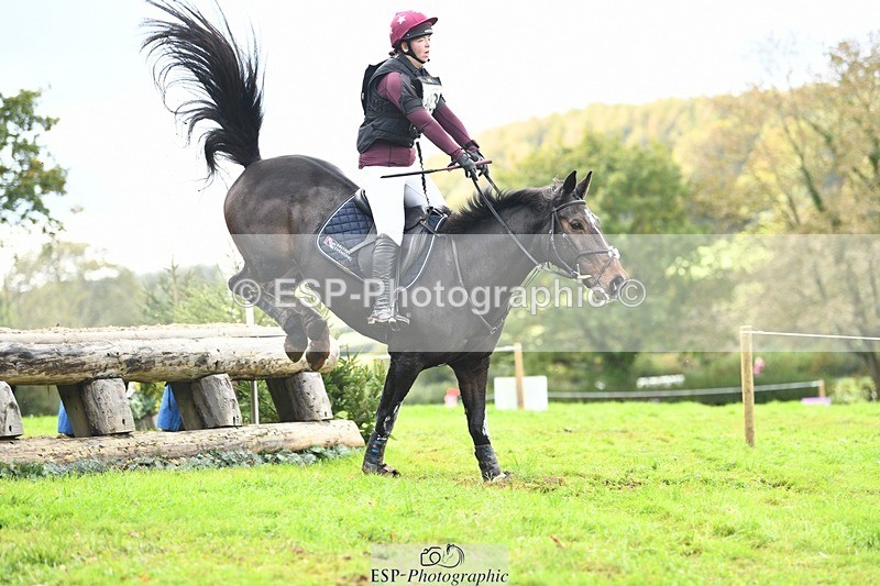 231021-150155-19844 - 483-LOPSHILL.ANNIE-Katie.Timberlake-SC+XC