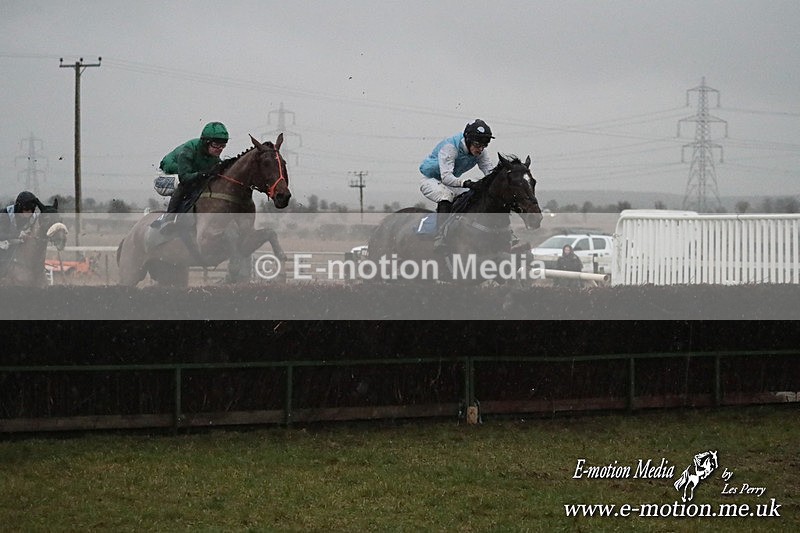 PtP 260125 1242 - Cocklebarrow Point-to-Point racing with the Heythrop Hunt 26/01/25