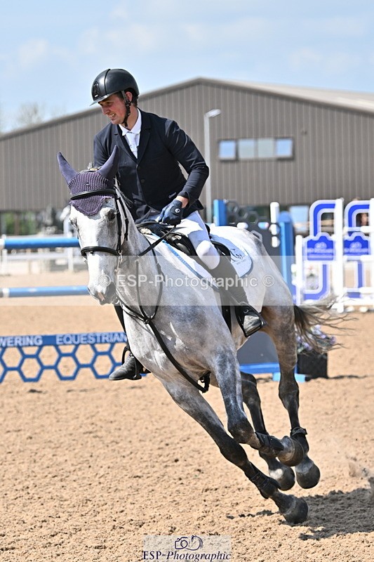 240509A-150400-02639 - Cls 11 National 1.40m Open