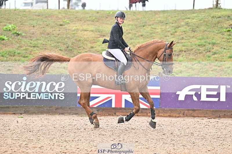 250827B-104012-00100 - Clear Round & Cls 1 Brit Nov 90cm