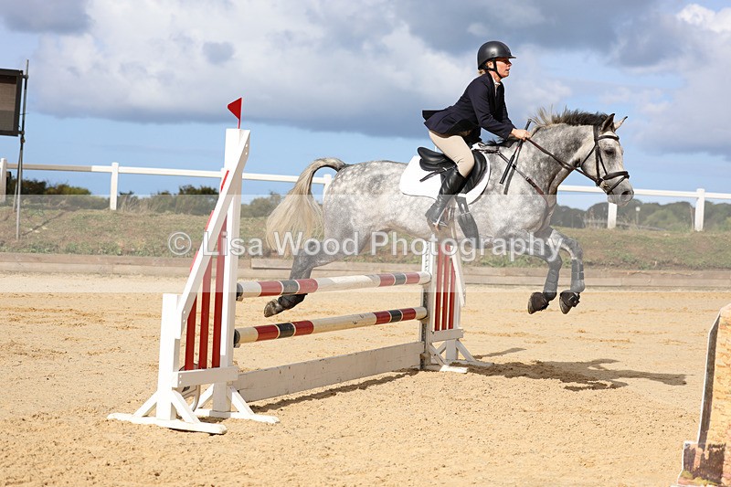 3E7A2039 - Class 4: Senior British Novice/90cm open