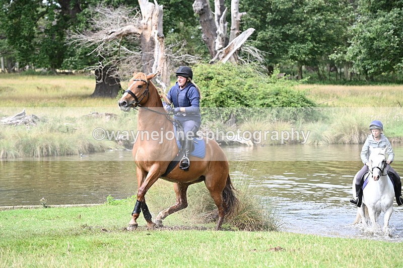 WJ7_1576 - Time at Water 10:48 to 11:13